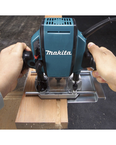 Фрезер Makita RP0900