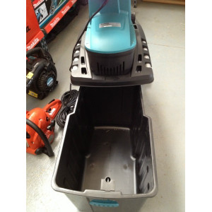 Подрібнювач Makita UD2500